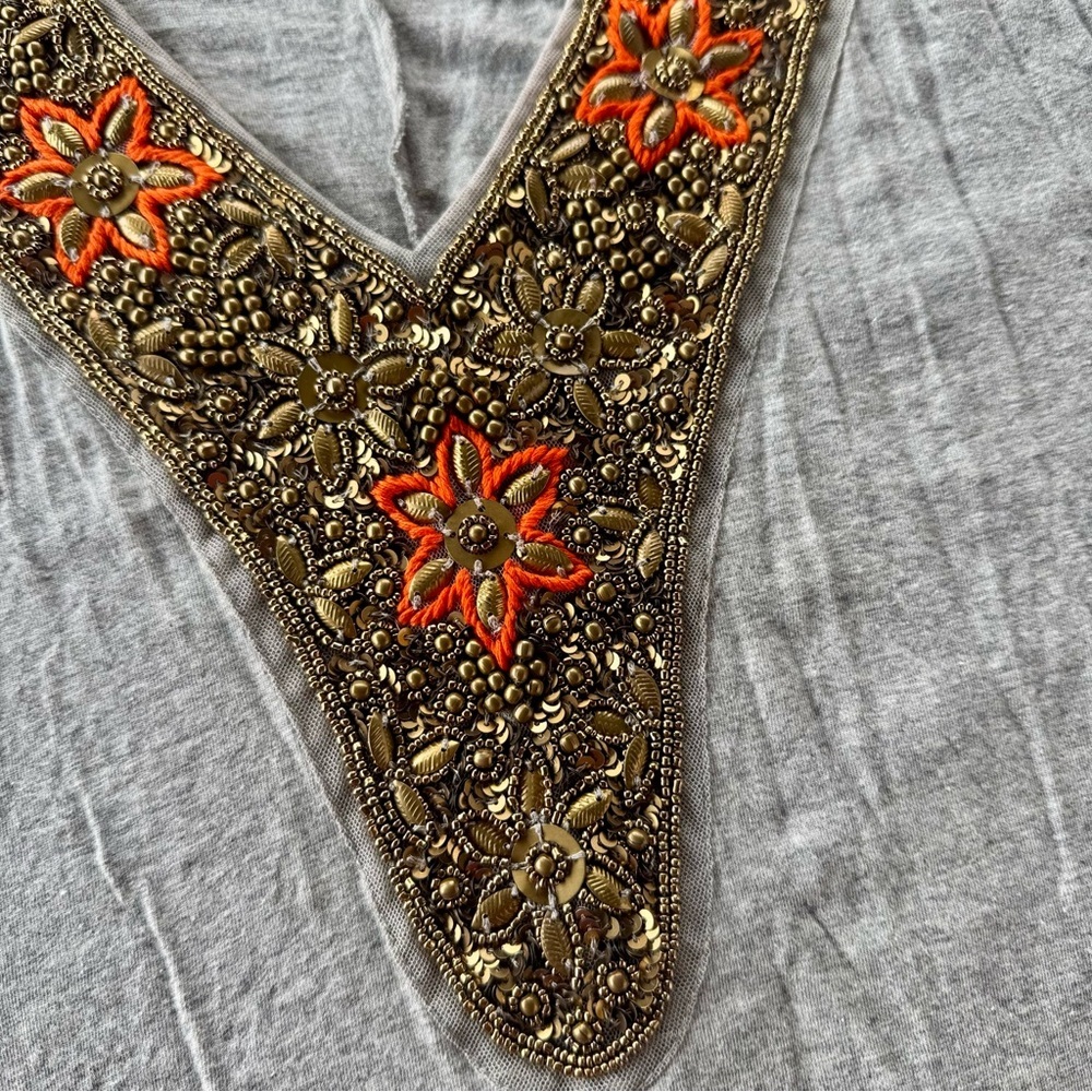 Ludi Gray Dolman Sleeve Oversized Embellished V-Neck Top - Size XS 🌟 - Picture 4 of 9